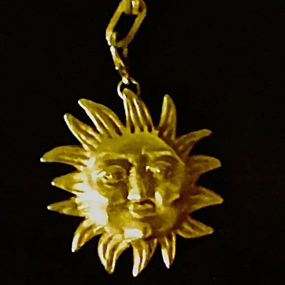 DKNY (Donna Karan) Runway Couture 39" Gold Sunface Chain Necklace - Picture 1 of 3